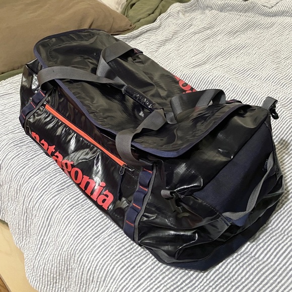 Patagonia Bags Patagonia Black Hole Duffle 0l In Classic Navy